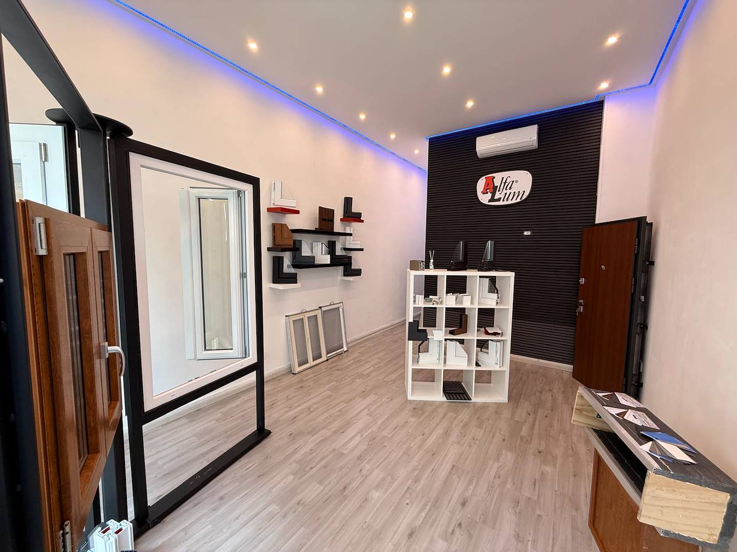 Design and Safety: Come and discover the new Alfa Lum showroom in Pollena Trocchia